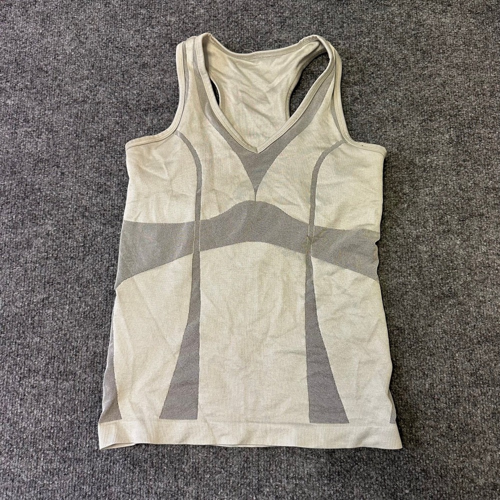 Lululemon Tank Top Womens Size 4 Sage Green Grey Racerback Seamless Ribbed Yoga